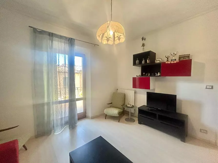 Immagine 4 di Appartamento in vendita  a Siena