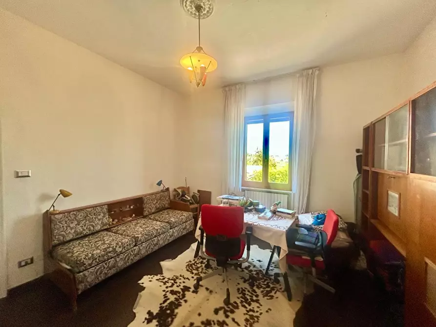Immagine 16 di Appartamento in vendita  a Siena