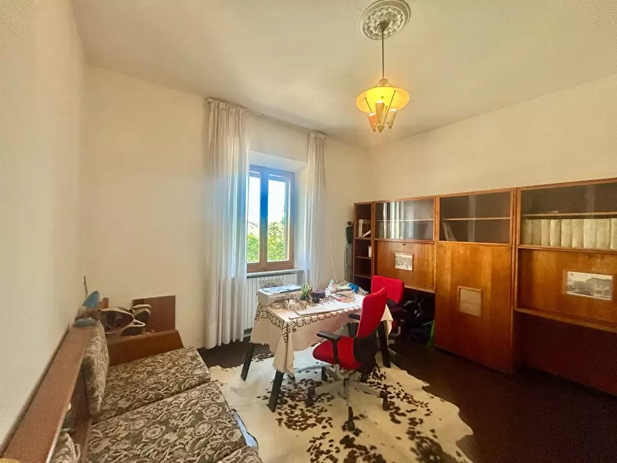 Immagine 15 di Appartamento in vendita  a Siena