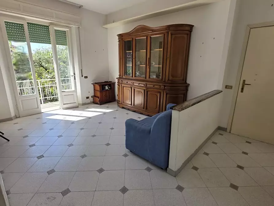 Immagine 2 di Appartamento in vendita  a Cascina