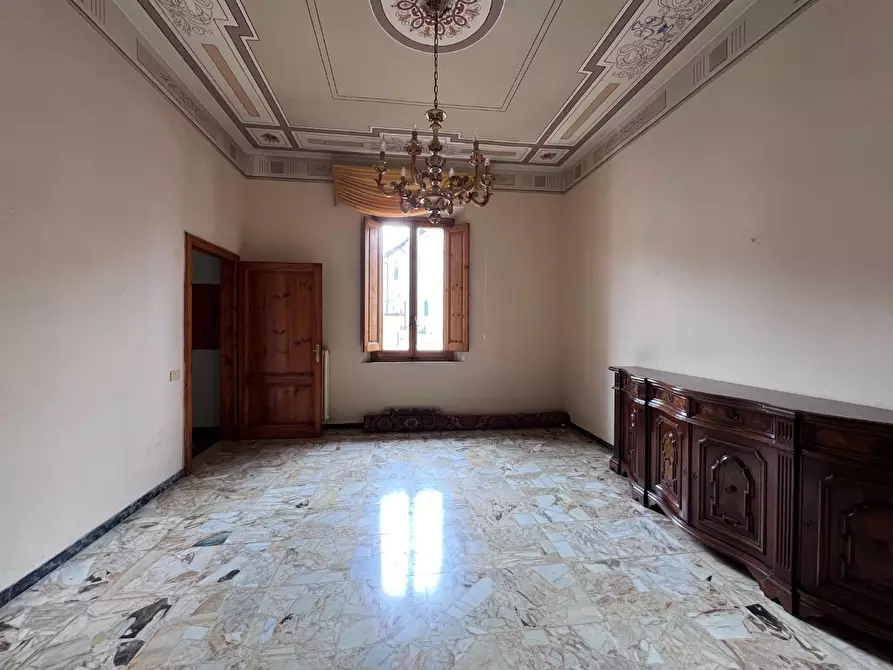 Immagine 9 di Villa in vendita  a Castelfiorentino