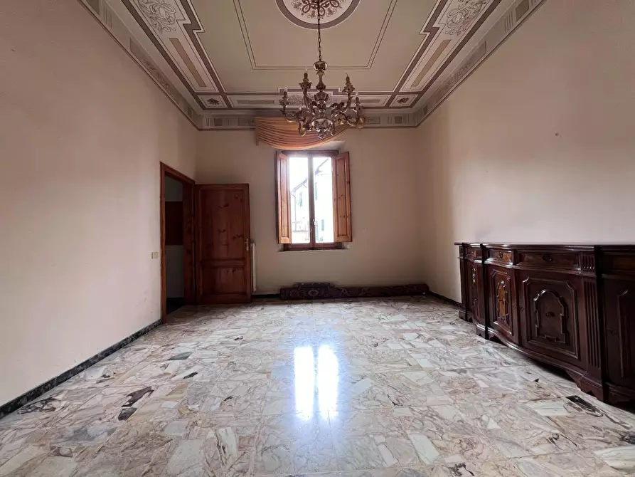 Immagine 8 di Villa in vendita  a Castelfiorentino