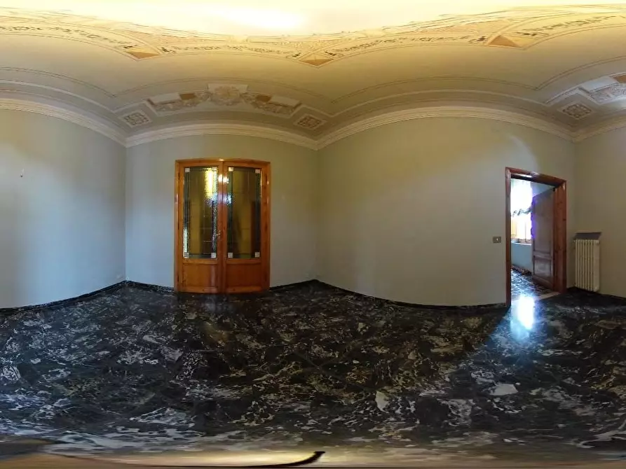 Immagine 38 di Villa in vendita  a Castelfiorentino