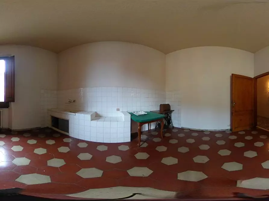 Immagine 29 di Villa in vendita  a Castelfiorentino