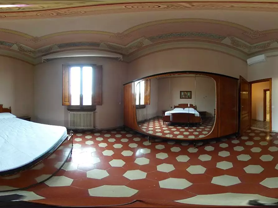 Immagine 33 di Villa in vendita  a Castelfiorentino