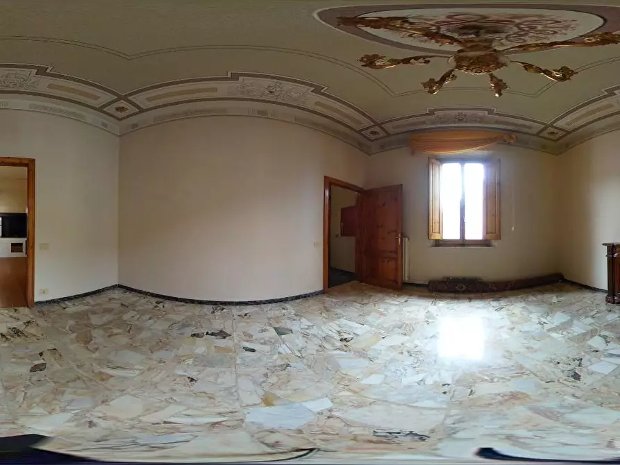 Immagine 39 di Villa in vendita  a Castelfiorentino