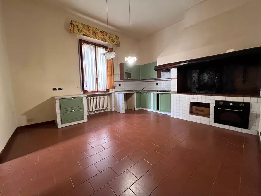 Immagine 11 di Villa in vendita  a Castelfiorentino