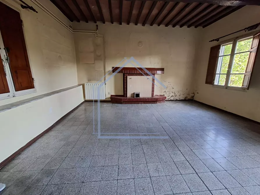 Immagine 8 di Porzione di casa in vendita  a Camaiore