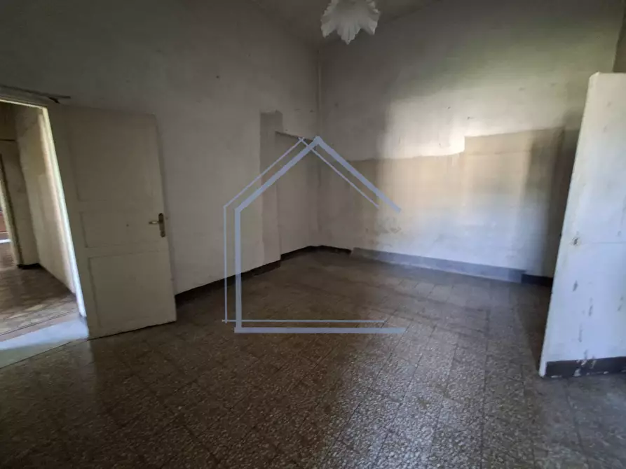 Immagine 13 di Porzione di casa in vendita  a Camaiore