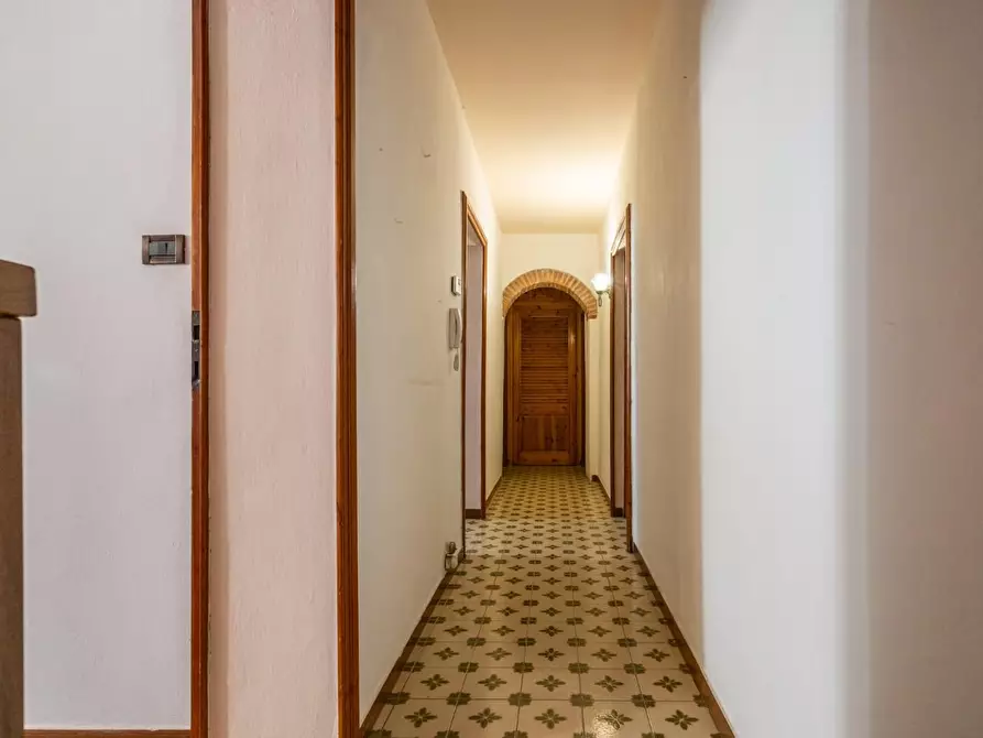 Immagine 5 di Appartamento in vendita  a Cascina