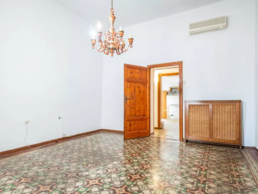 Immagine 2 di Appartamento in vendita  a Cascina