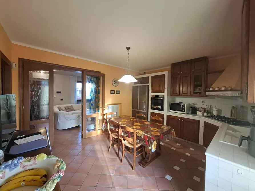 Immagine 11 di Villetta a schiera in vendita  a Fucecchio