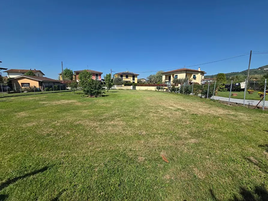 Immagine 14 di Rustico / casale in vendita  a Capannori