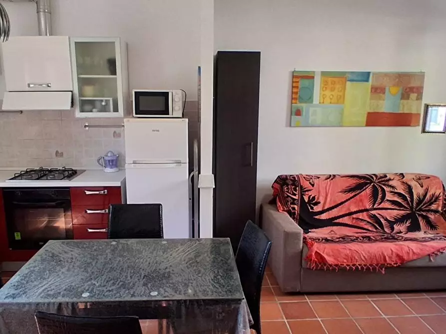 Immagine 7 di Appartamento in vendita  a Lucca