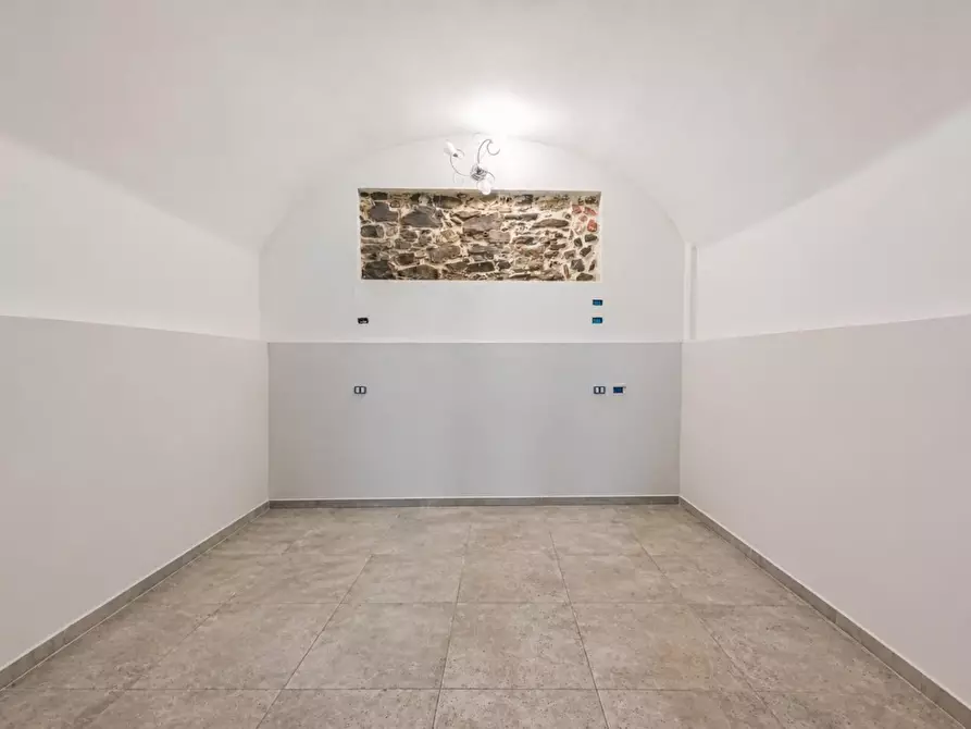 Immagine 36 di Casa semindipendente in vendita  a Tresana