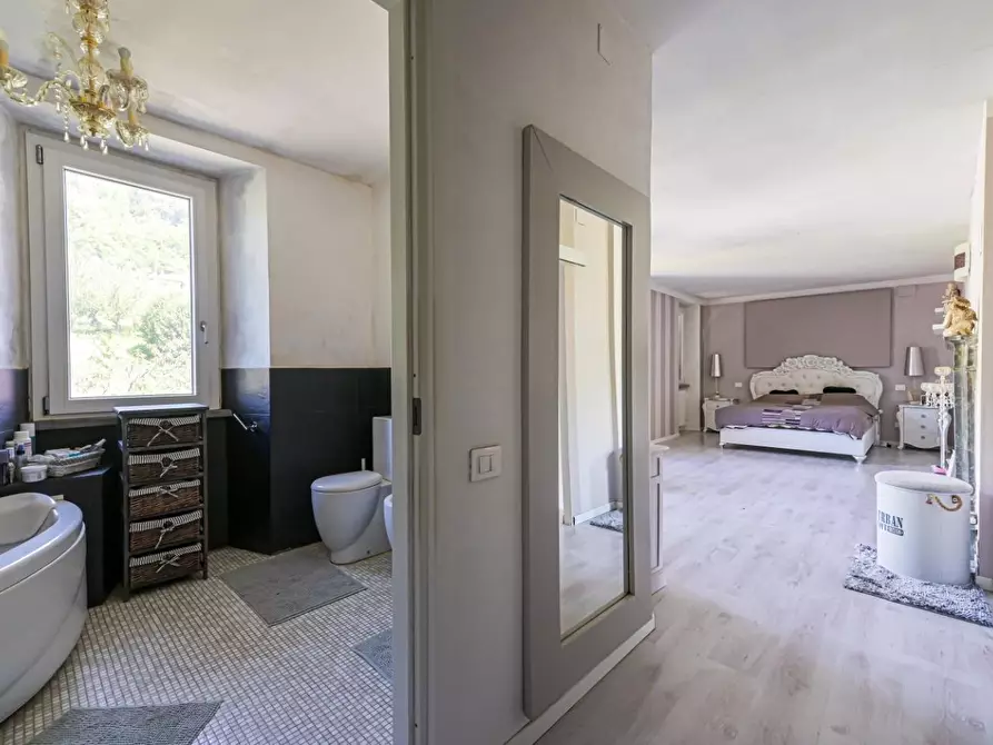 Immagine 21 di Casa semindipendente in vendita  a Tresana