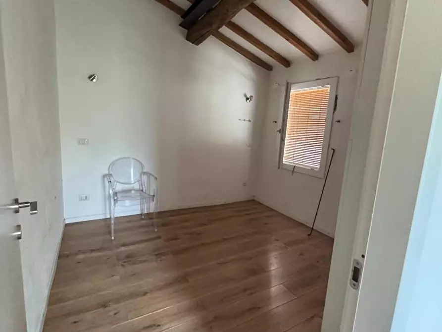 Immagine 10 di Terratetto in vendita  a Lucca