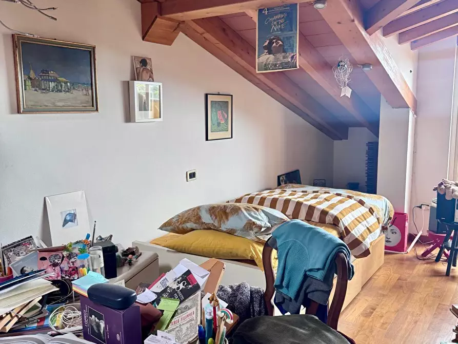 Immagine 30 di Villetta a schiera in vendita  a Massa
