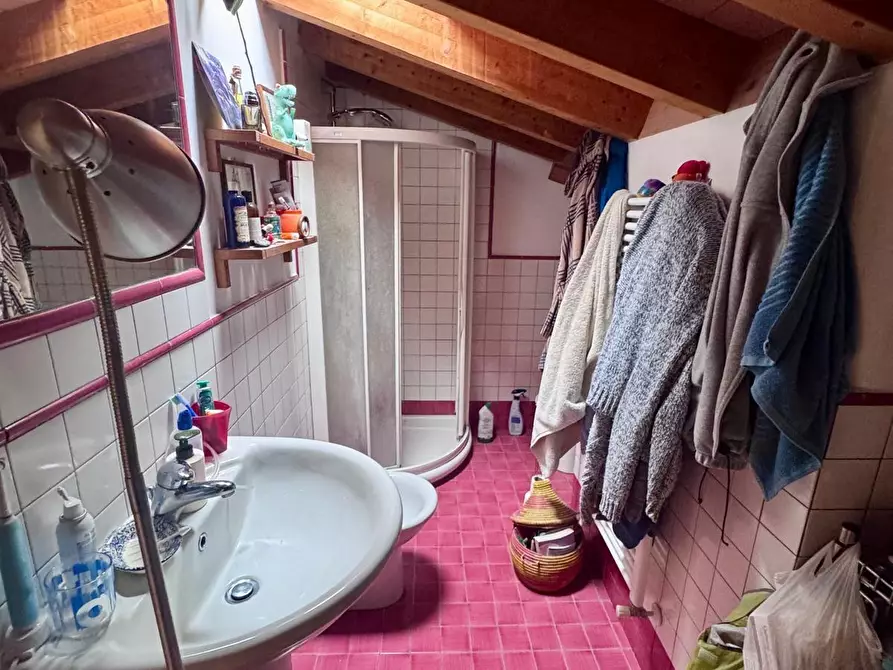 Immagine 34 di Villetta a schiera in vendita  a Massa