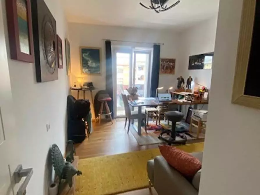 Immagine 22 di Appartamento in vendita  a Lucca