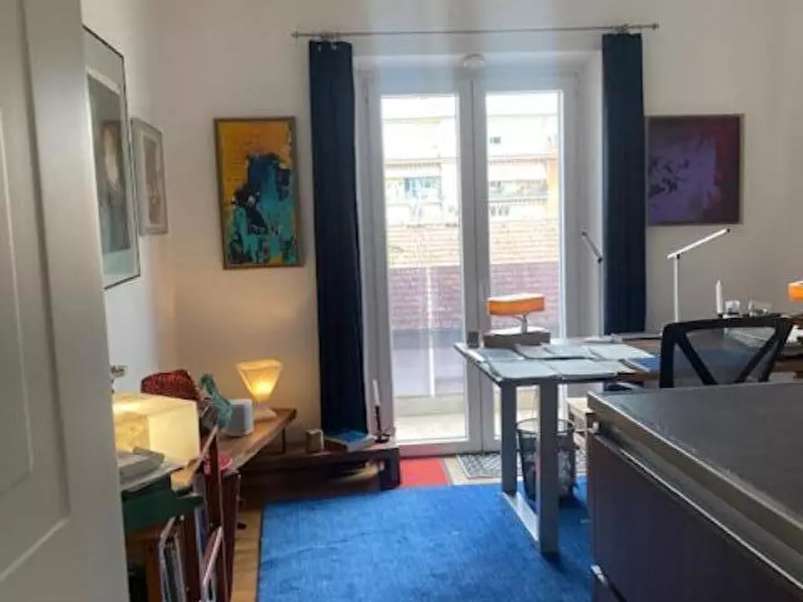 Immagine 4 di Appartamento in vendita  a Lucca
