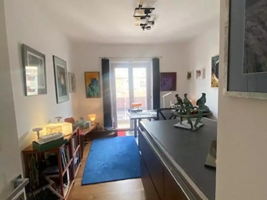 Immagine 20 di Appartamento in vendita  a Lucca