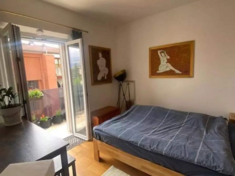 Immagine 28 di Appartamento in vendita  a Lucca
