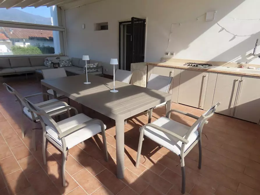 Immagine 46 di Casa trifamiliare in affitto  a Massa