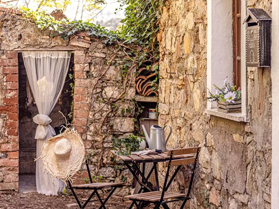Immagine 5 di Appartamento in vendita  a Pomarance