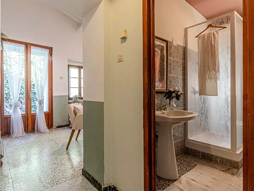 Immagine 47 di Appartamento in vendita  a Pomarance