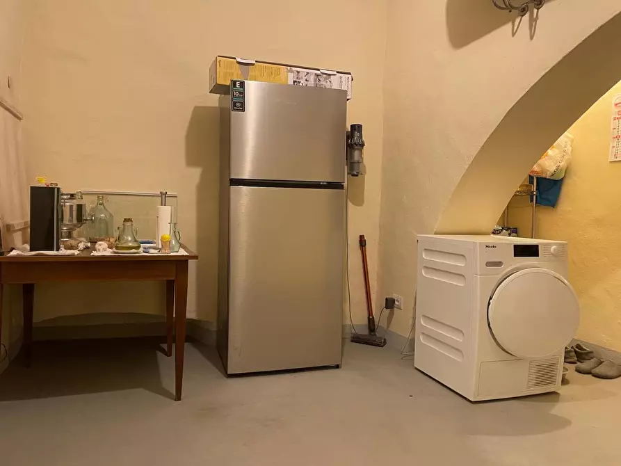 Immagine 29 di Appartamento in vendita  a Siena