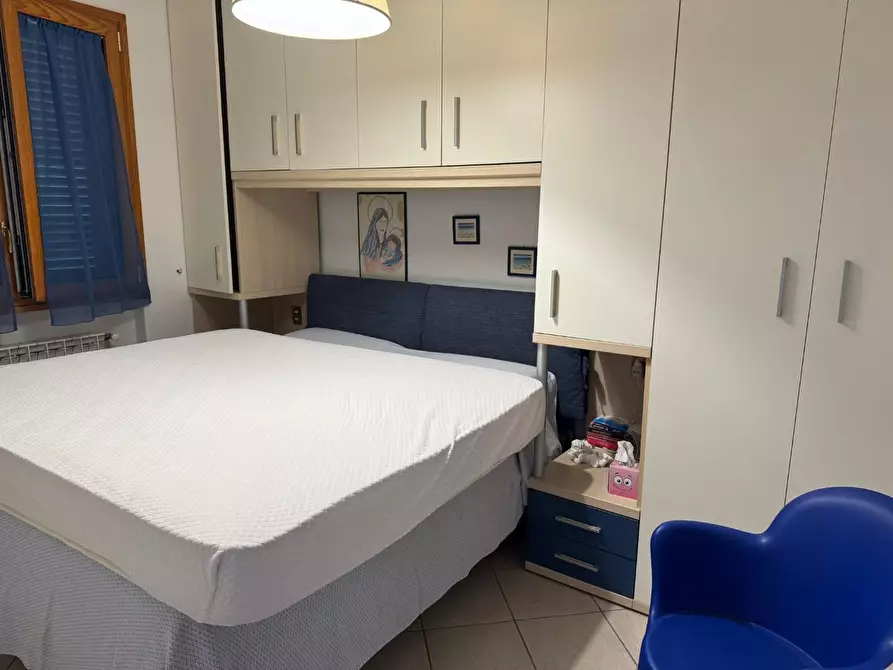 Immagine 7 di Appartamento in vendita  a Montignoso