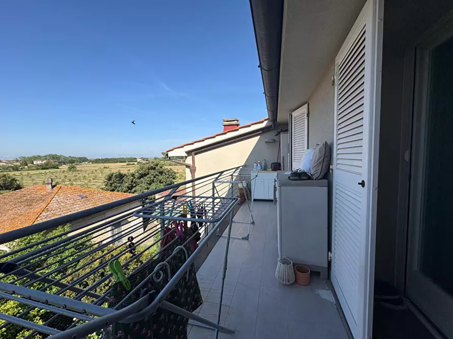 Immagine 55 di Mansarda in vendita  a San Giuliano Terme