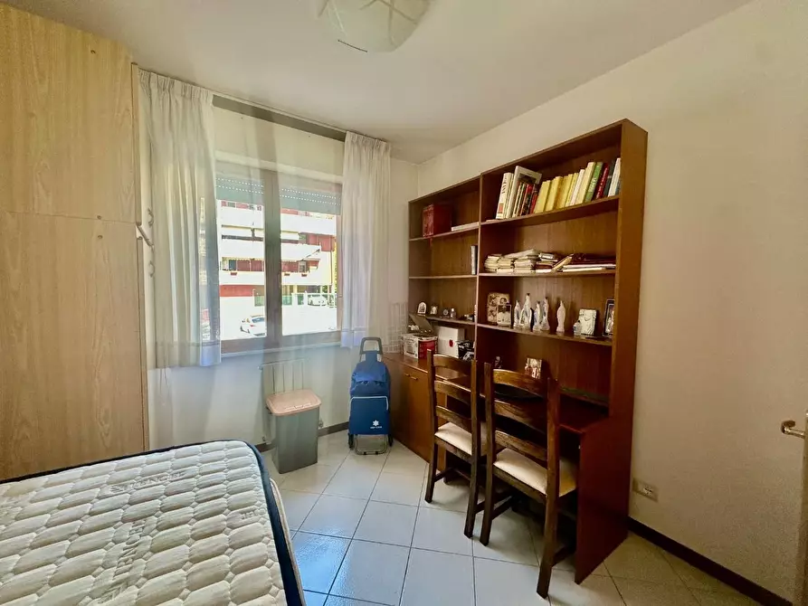 Immagine 6 di Appartamento in vendita  a Carrara