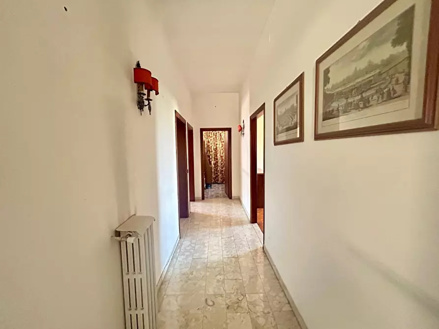 Immagine 11 di Appartamento in vendita  a Empoli
