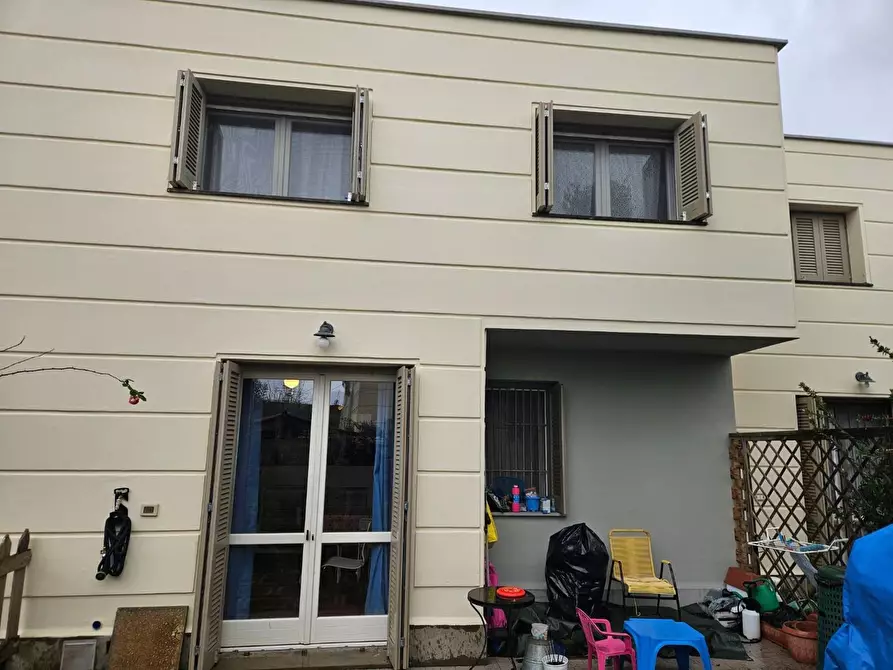 Immagine 7 di Villetta a schiera in vendita  a Livorno