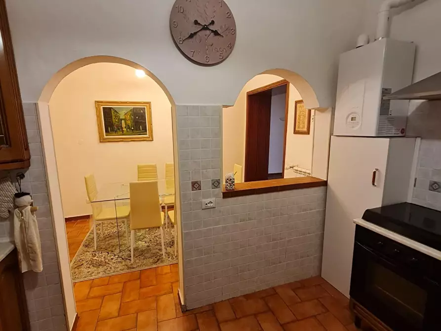 Immagine 5 di Appartamento in vendita  a Pisa