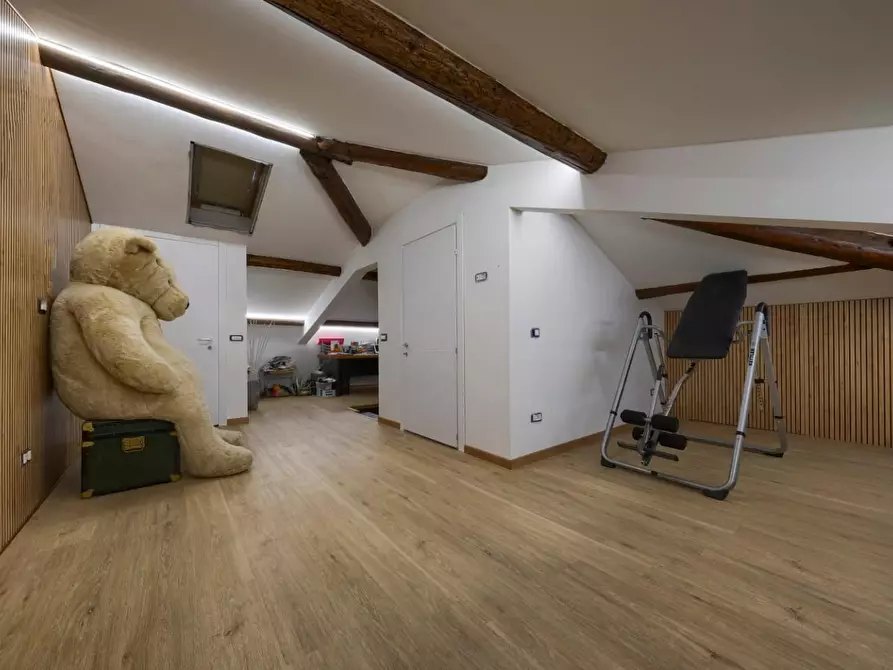 Immagine 9 di Appartamento in vendita  a Firenze