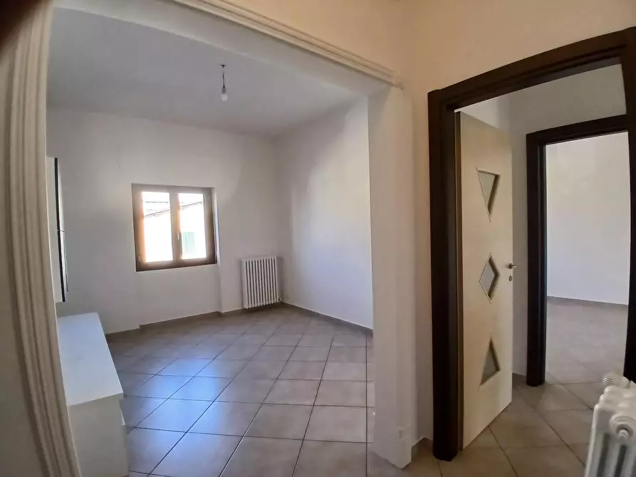 Immagine 4 di Appartamento in vendita  a Rosignano Marittimo