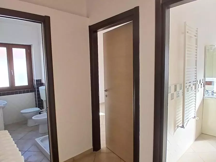 Immagine 12 di Appartamento in vendita  a Rosignano Marittimo