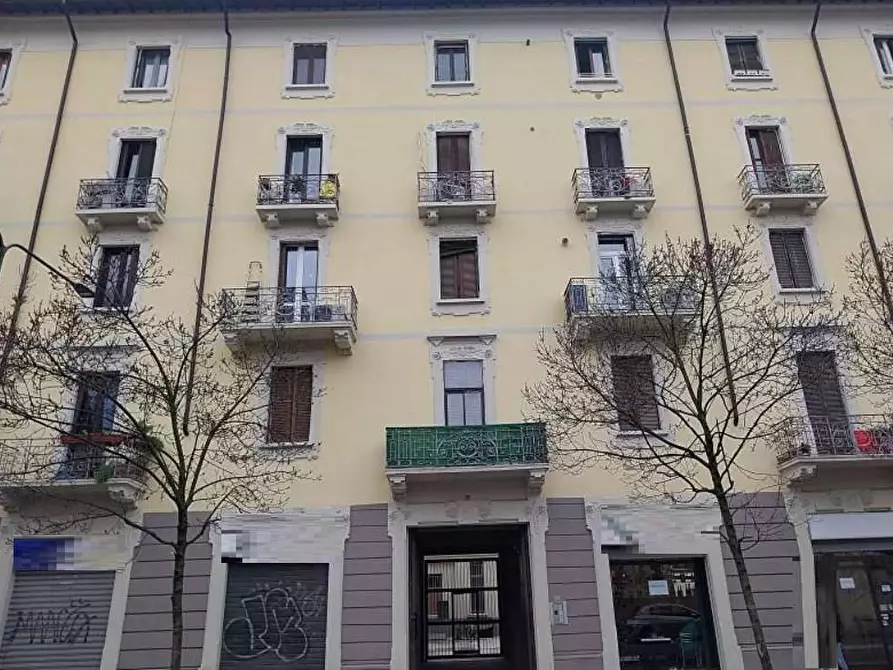 Immagine 1 di Appartamento in vendita  a Milano