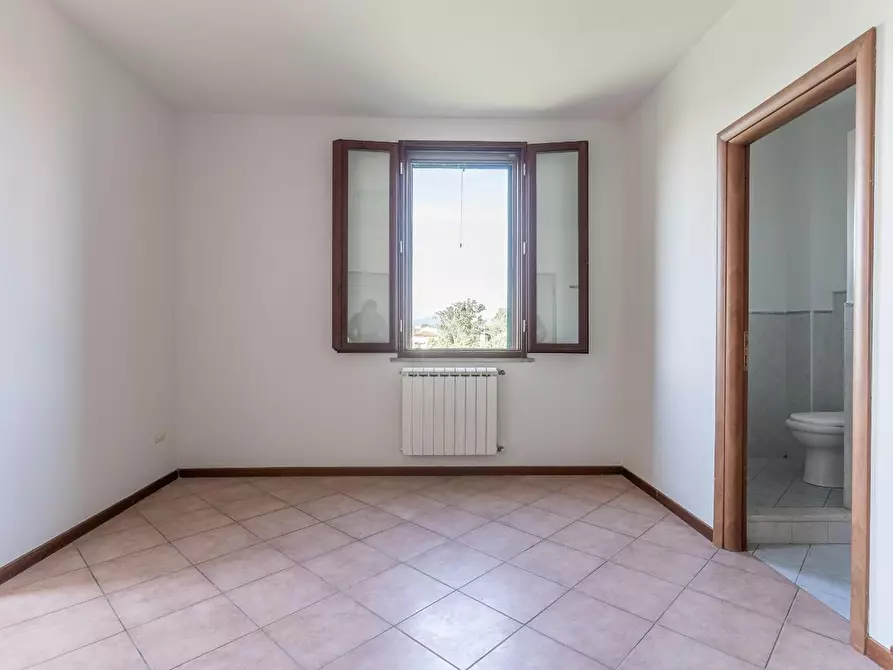 Immagine 7 di Appartamento in vendita  a Santa Croce Sull'arno