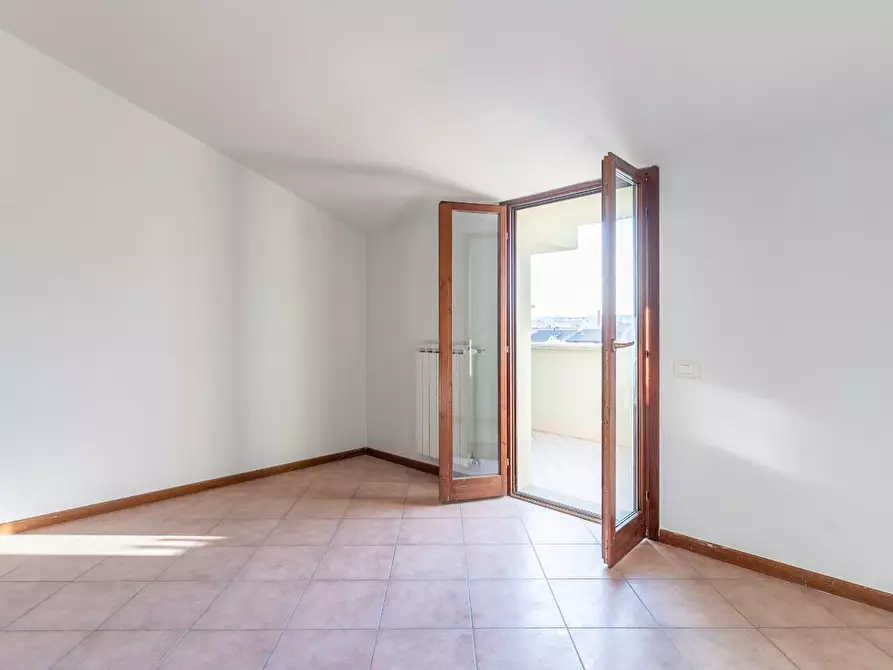 Immagine 19 di Appartamento in vendita  a Santa Croce Sull'arno