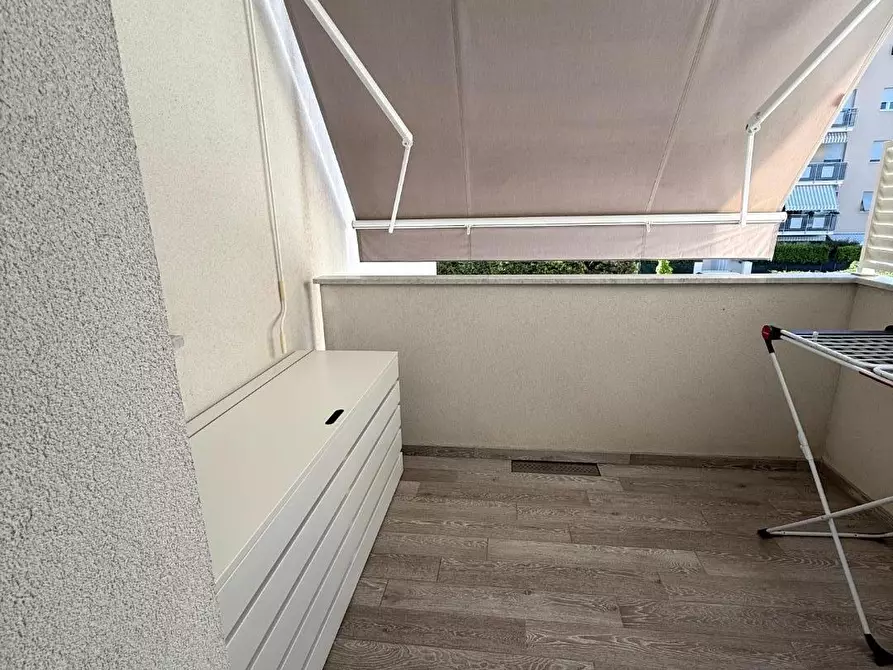 Immagine 9 di Appartamento in vendita  a Massa
