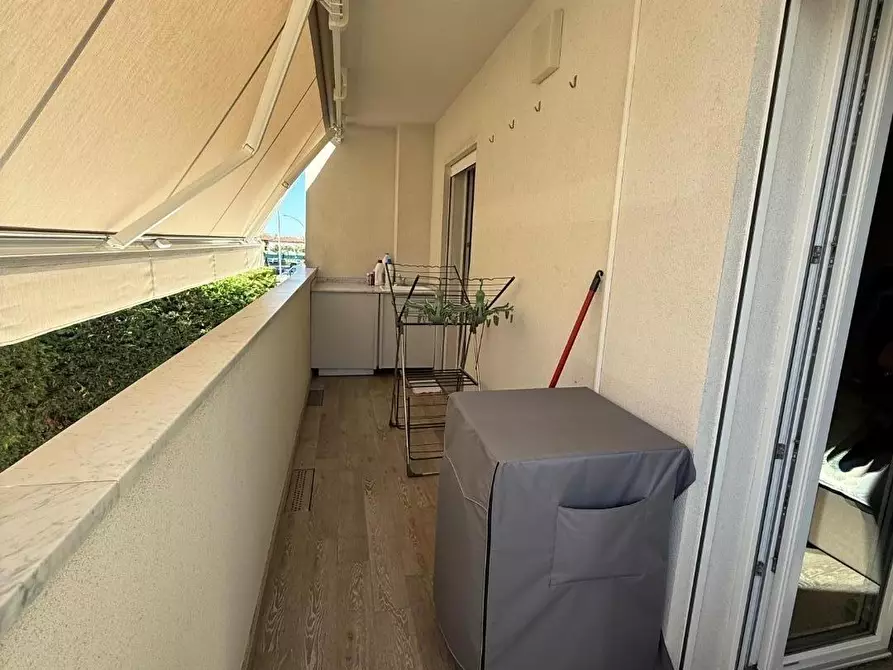 Immagine 37 di Appartamento in vendita  a Massa