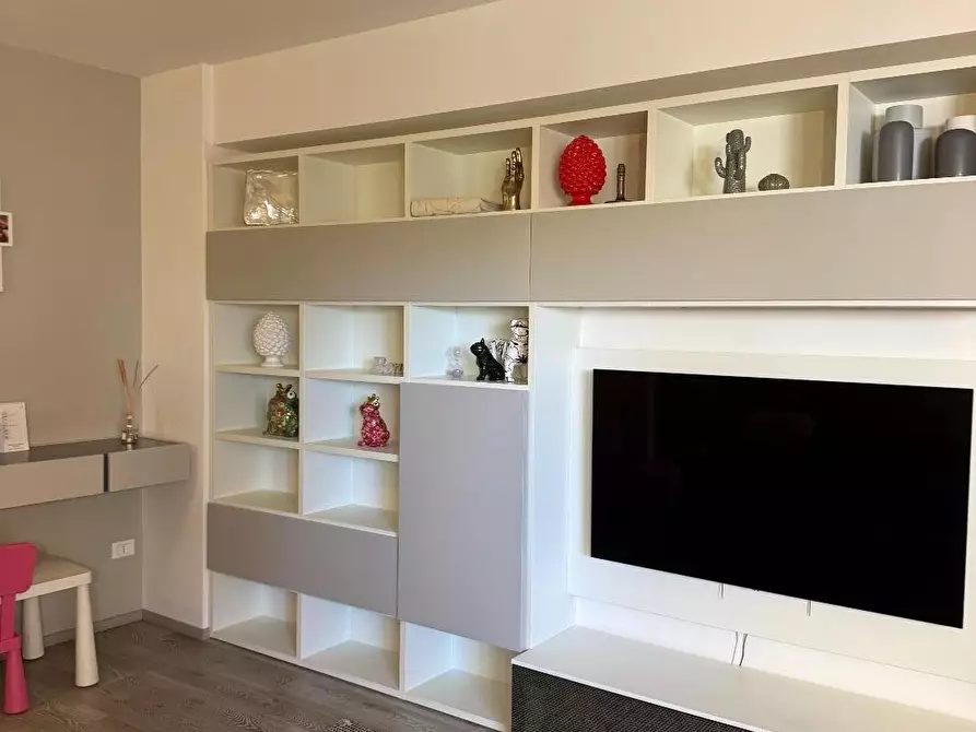 Immagine 1 di Appartamento in vendita  a Massa