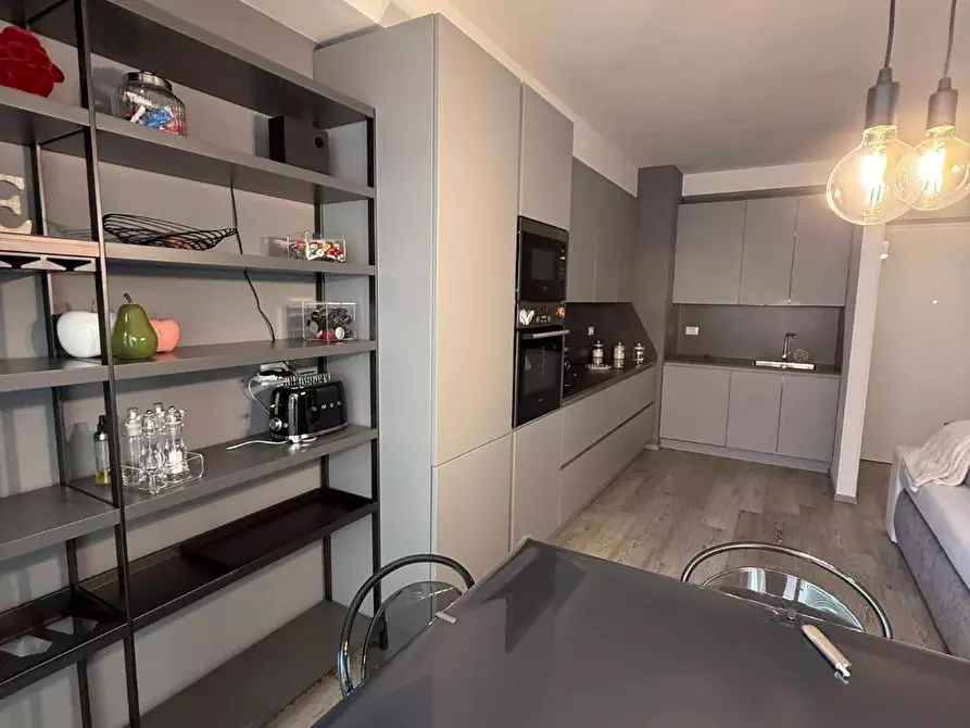 Immagine 14 di Appartamento in vendita  a Massa
