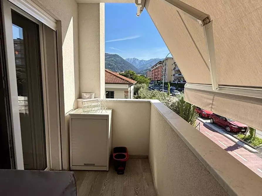 Immagine 42 di Appartamento in vendita  a Massa