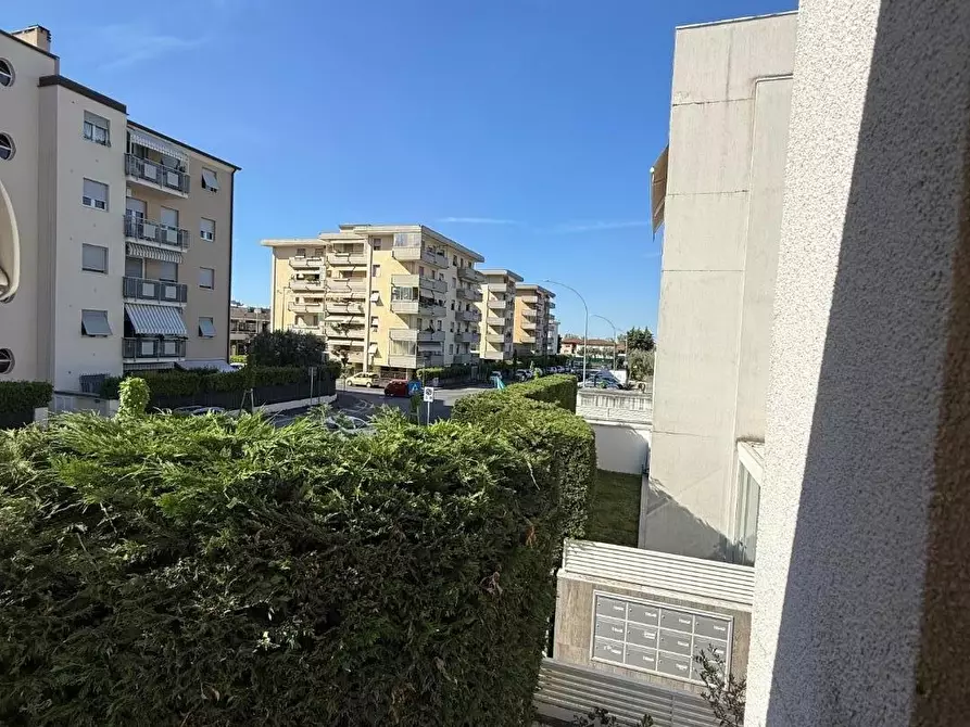 Immagine 44 di Appartamento in vendita  a Massa
