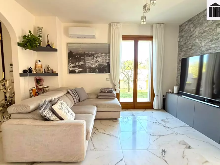 Immagine 9 di Casa indipendente in vendita  a San Miniato